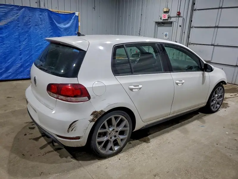 2014 VOLKSWAGEN GTI   