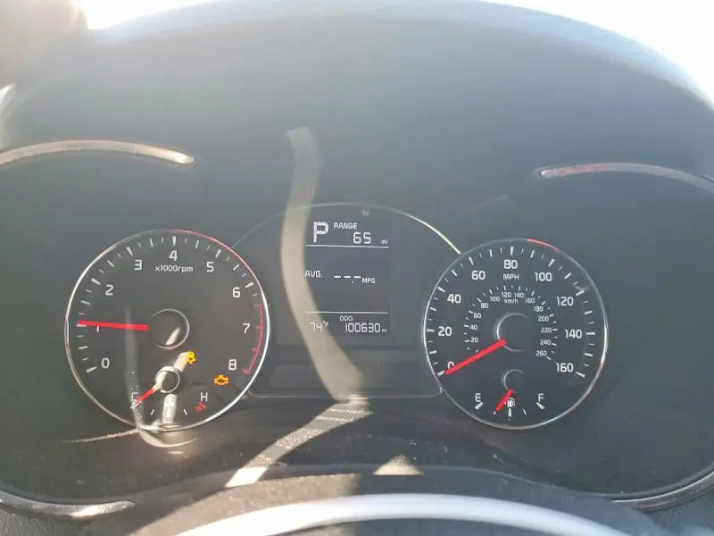2017 KIA FORTE LX  