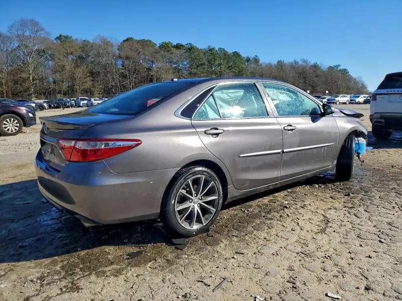 2016 TOYOTA CAMRY XSE  
