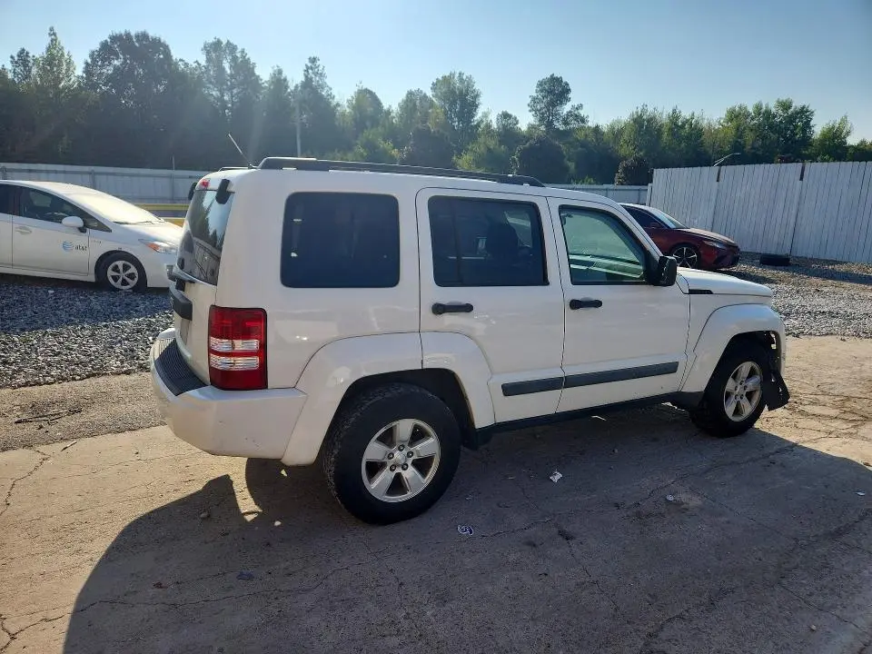 2010 JEEP LIBERTY SPORT  