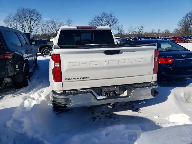 2025 CHEVROLET SILVERADO K1500 LT  