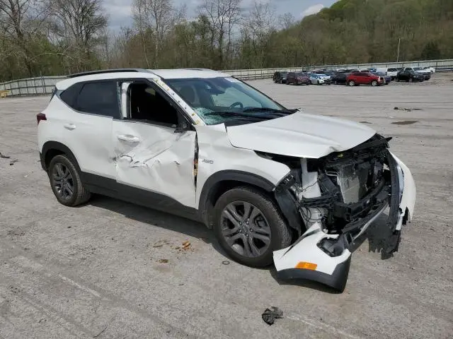 2021 KIA SELTOS S  