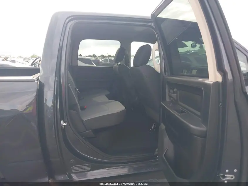 2021 RAM 1500 CLASSIC TRADESMAN  4X4 5'7 BOX