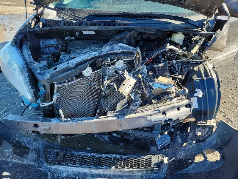 2016 TOYOTA SIENNA XLE  