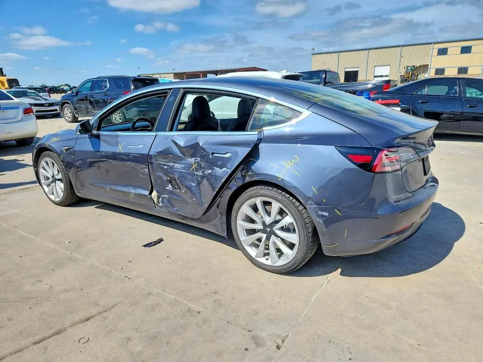 2020 TESLA MODEL 3   