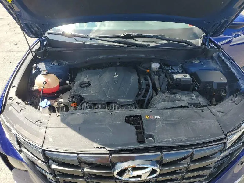 2022 HYUNDAI TUCSON SE  