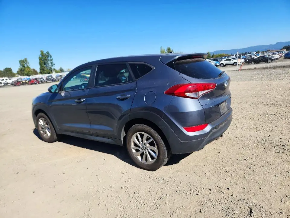 2018 HYUNDAI TUCSON SE  