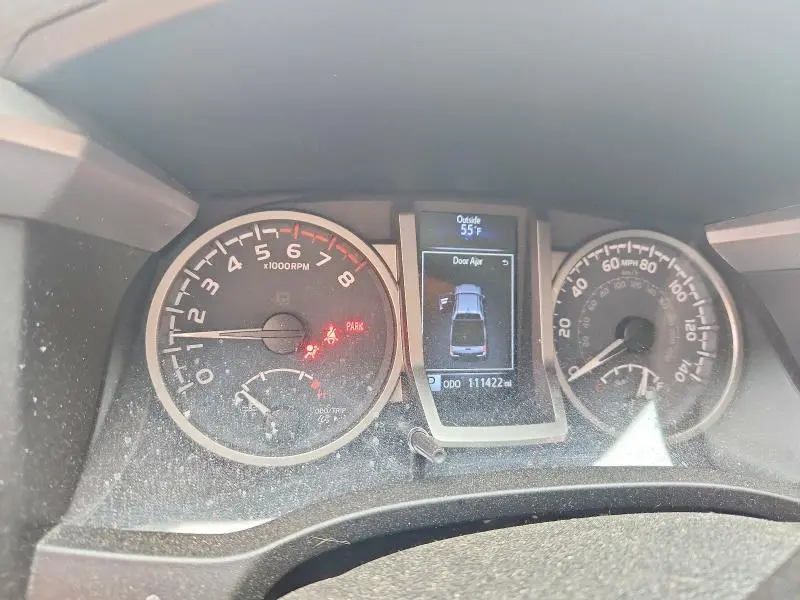 2020 TOYOTA TACOMA SR5  
