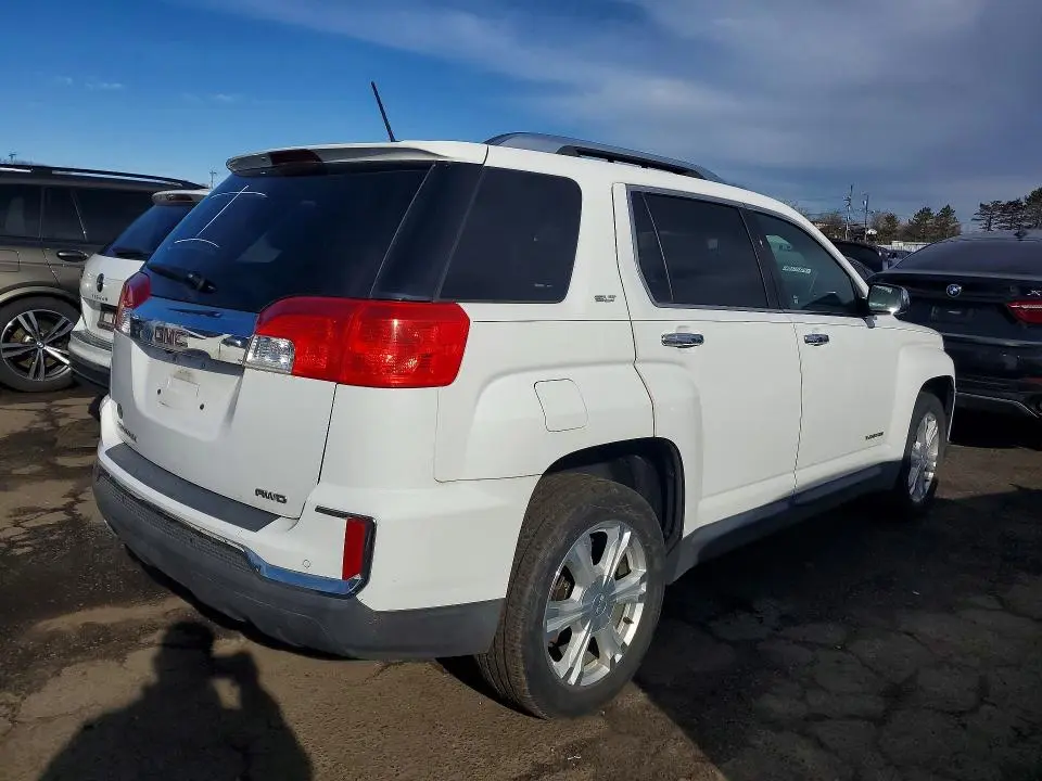2017 GMC TERRAIN SLT  