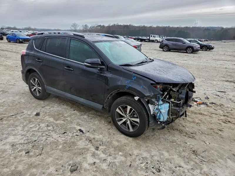 2017 TOYOTA RAV4 XLE  