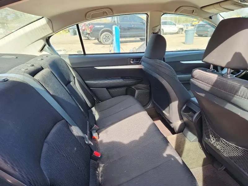 2011 SUBARU LEGACY 2.5I  