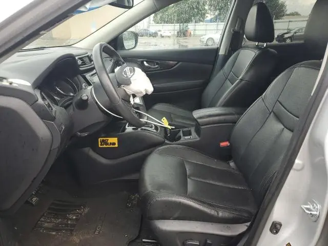 2017 NISSAN ROGUE SV  