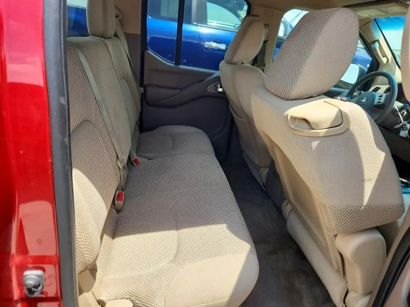 2012 NISSAN FRONTIER S  