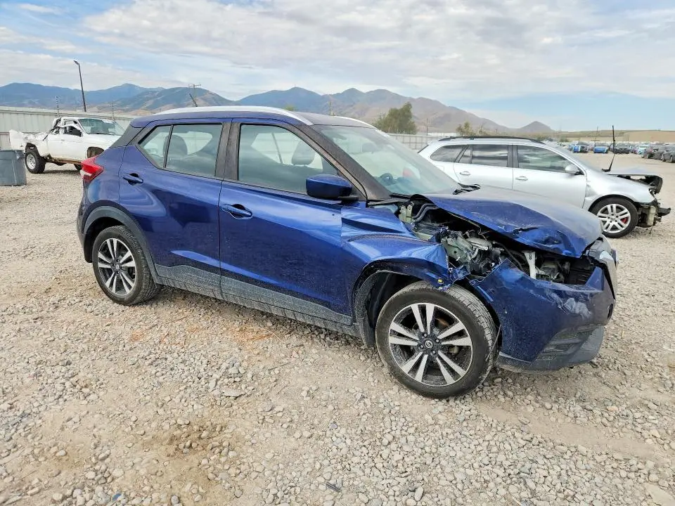 2019 NISSAN KICKS SV  