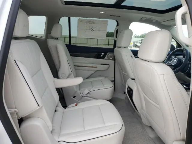 2025 BUICK ENCLAVE AVENIR  