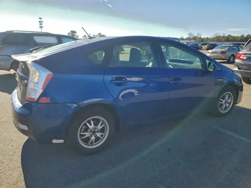 2011 TOYOTA PRIUS   