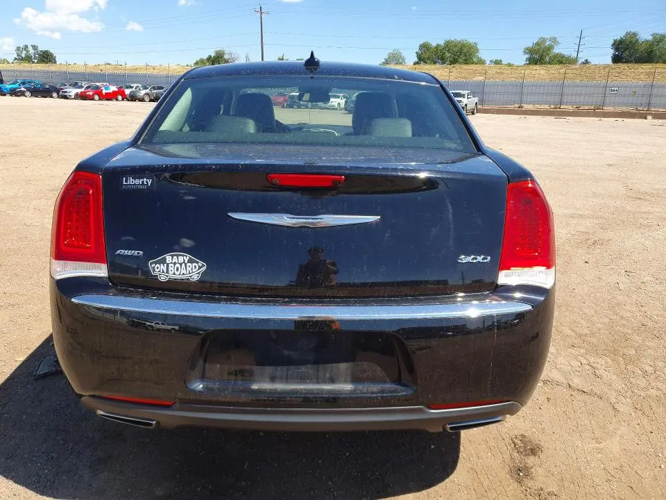 2018 CHRYSLER 300 TOURING  