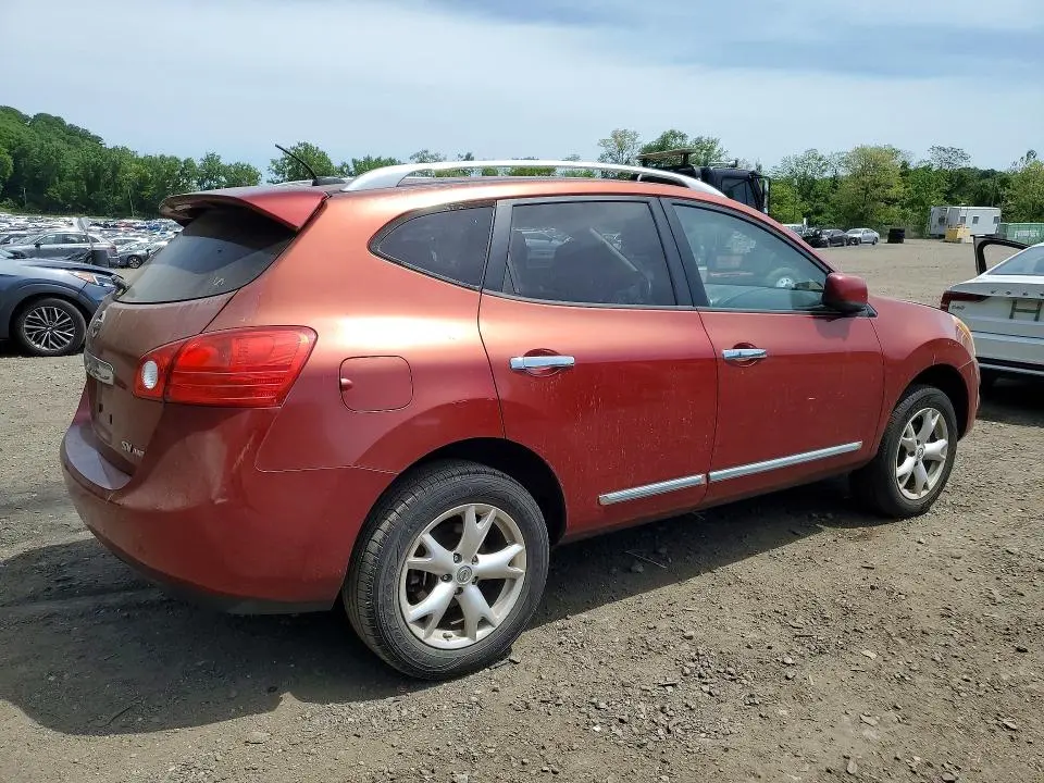 2011 NISSAN ROGUE S  
