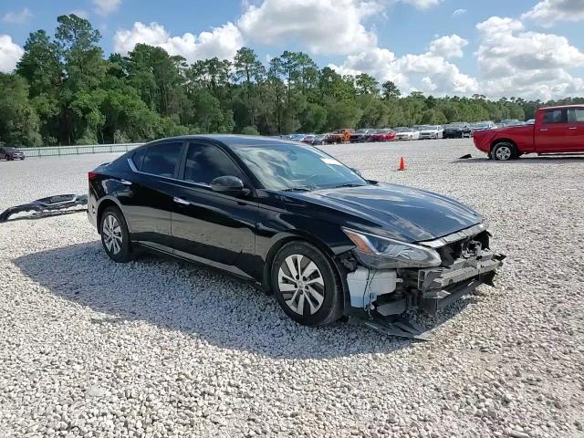 2019 NISSAN ALTIMA S