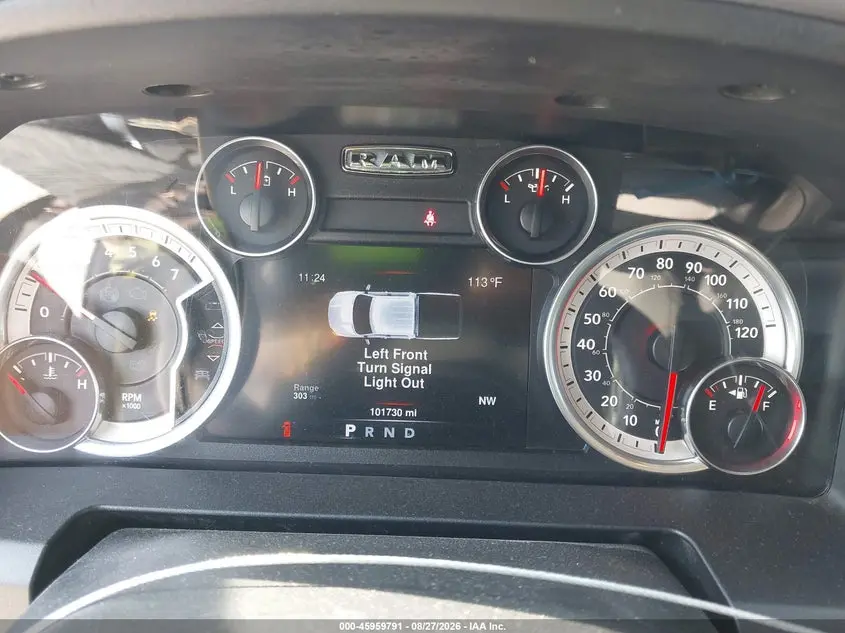 2016 RAM 1500 SLT