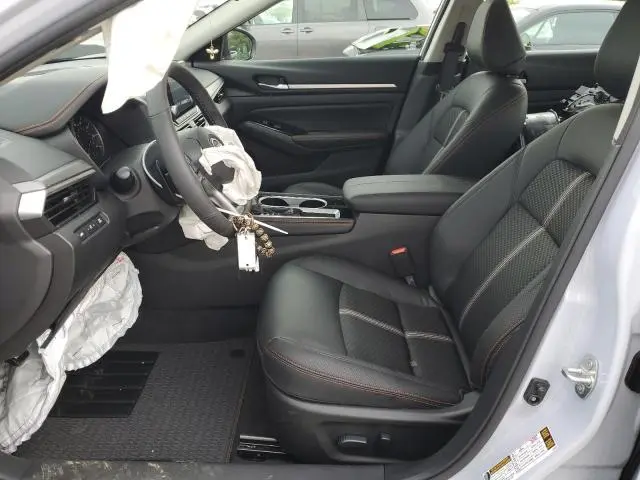 2024 NISSAN ALTIMA SR  