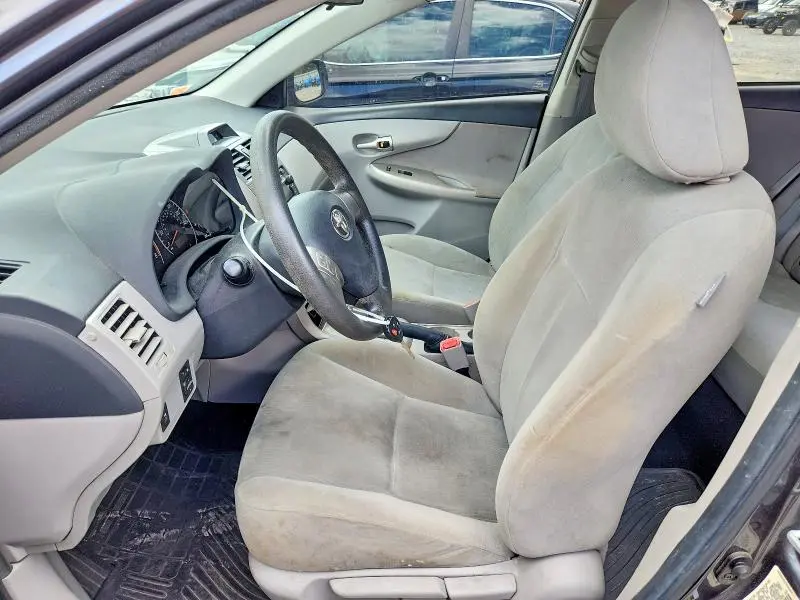 2012 TOYOTA COROLLA LE  