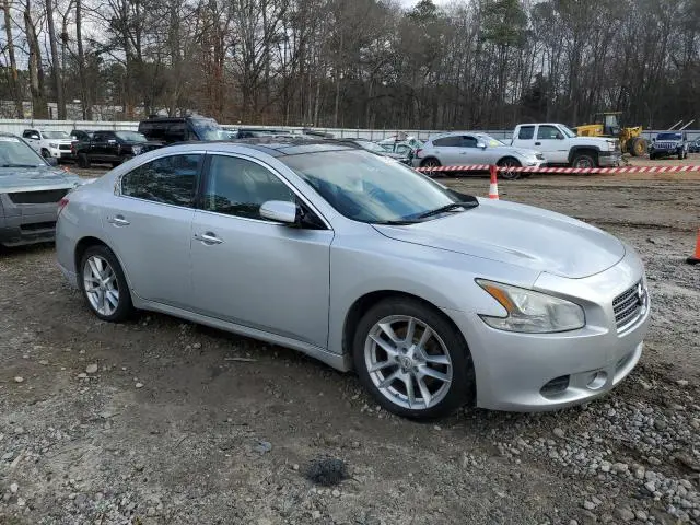2011 NISSAN MAXIMA S  