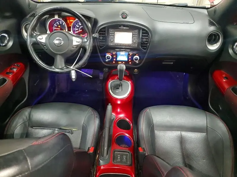 2014 NISSAN JUKE SL  