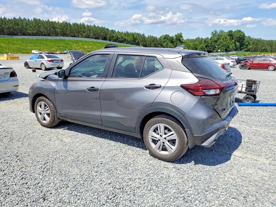 2024 NISSAN KICKS S  