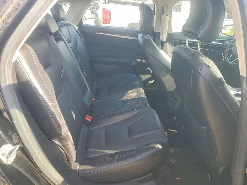 2017 FORD FUSION TITANIUM  