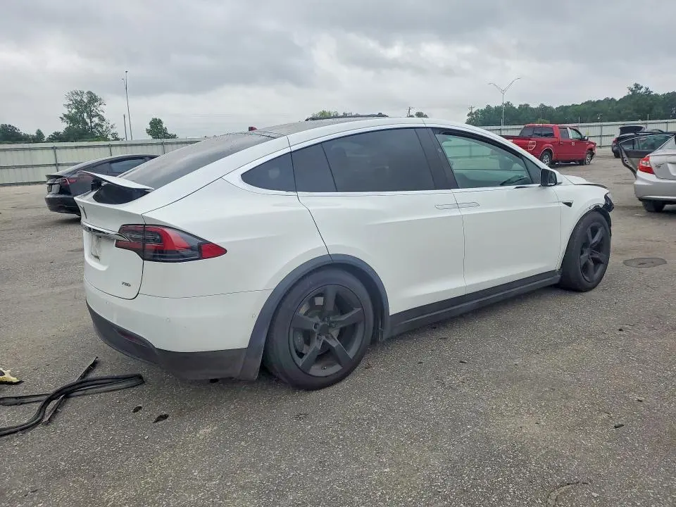 2018 TESLA MODEL X   