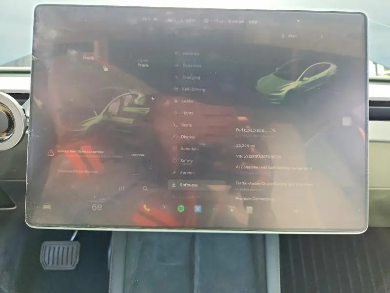 2025 TESLA MODEL 3   