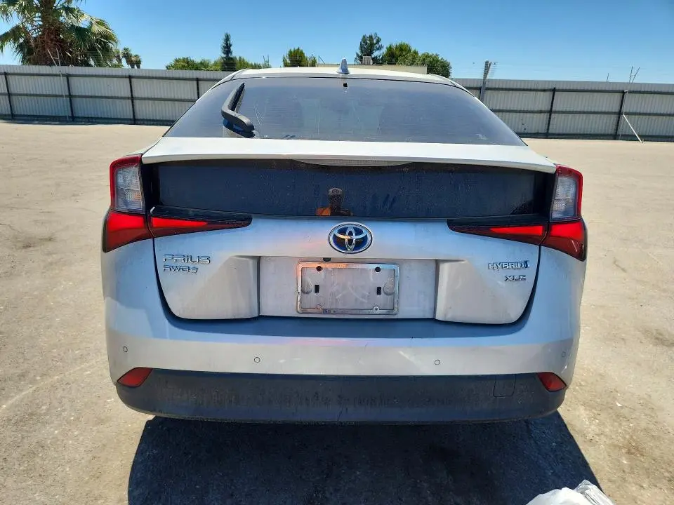 2020 TOYOTA PRIUS XLE AWD-E  