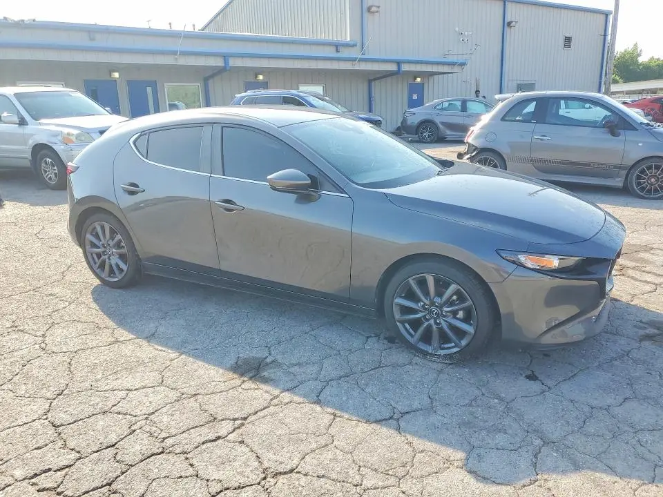 2021 MAZDA 3 SELECT  