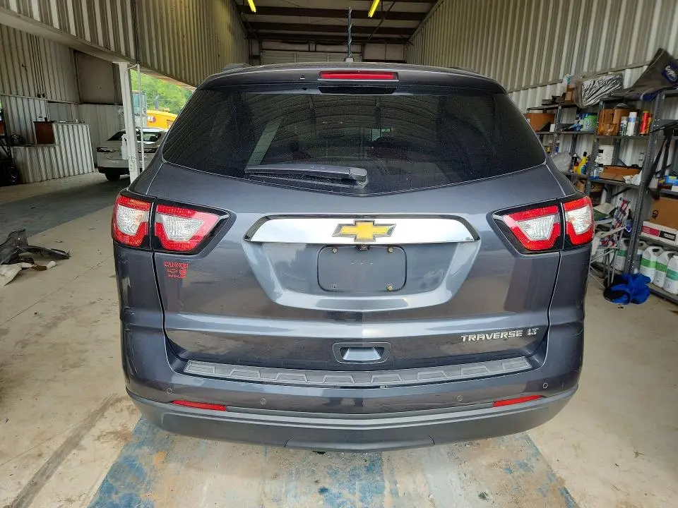 2014 CHEVROLET TRAVERSE LT  