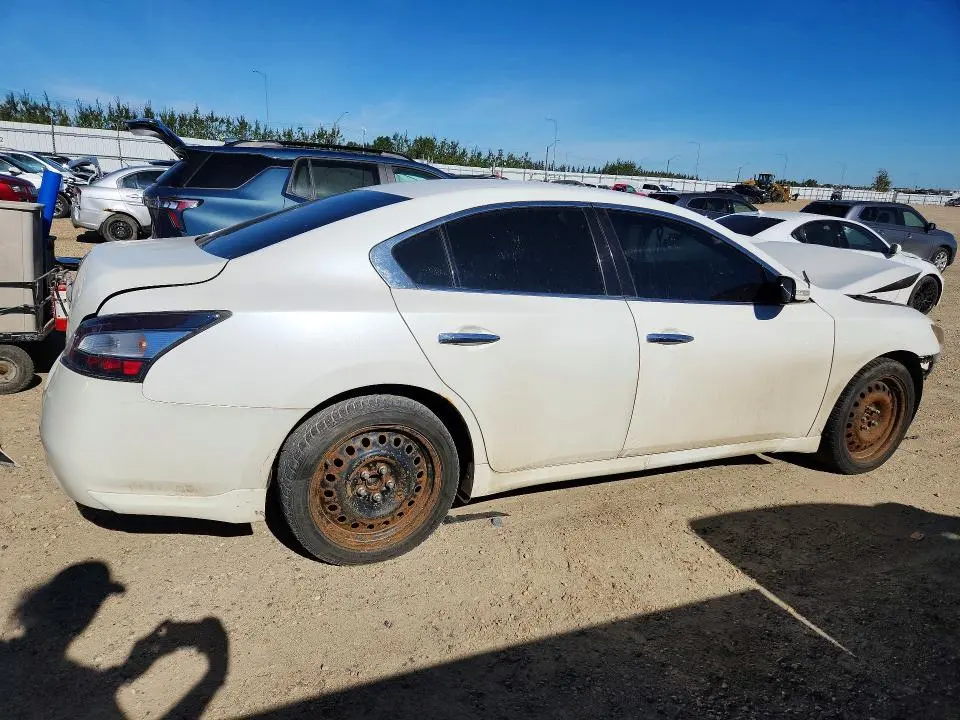 2013 NISSAN MAXIMA S  