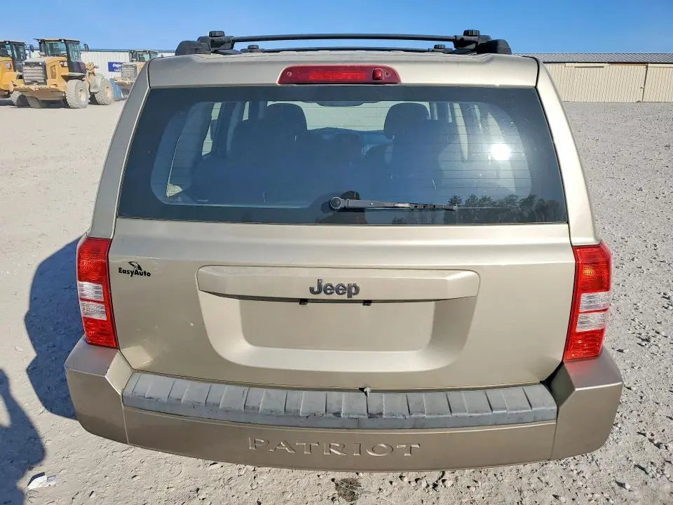 2010 JEEP PATRIOT SPORT  