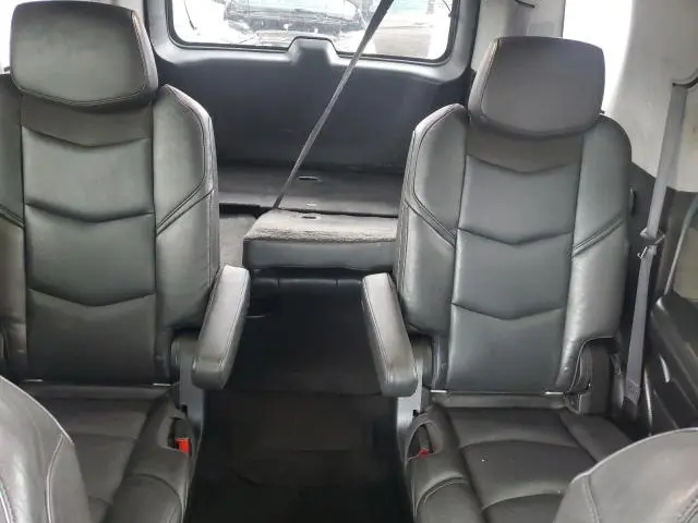 2016 CADILLAC ESCALADE LUXURY  