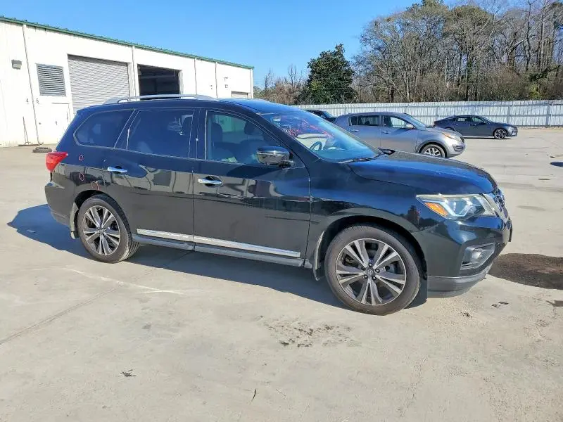2017 NISSAN PATHFINDER S  