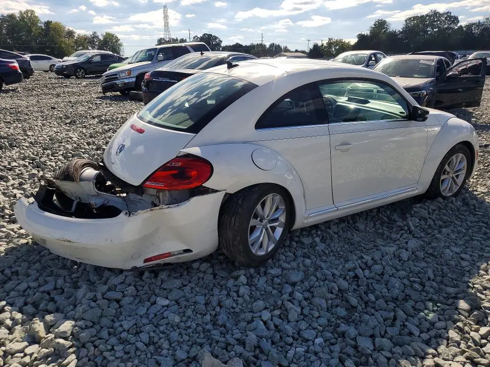 2013 VOLKSWAGEN BEETLE   
