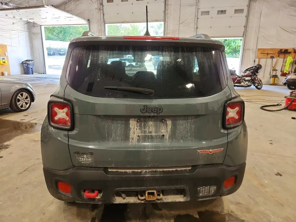 2016 JEEP RENEGADE TRAILHAWK  