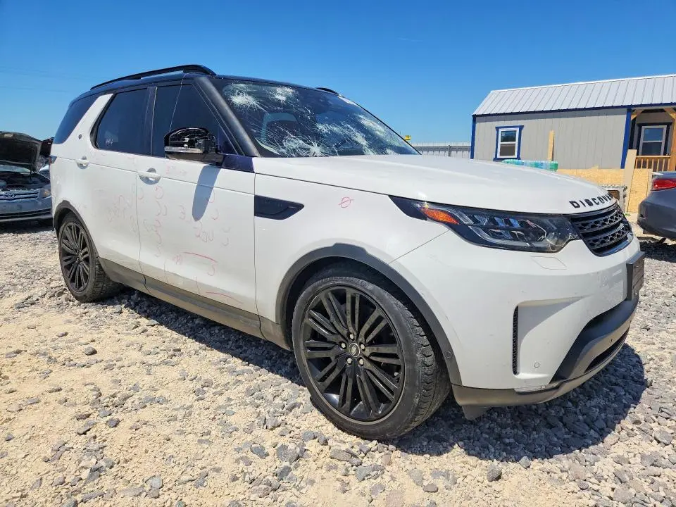 2019 LAND ROVER DISCOVERY HSE LUXURY  