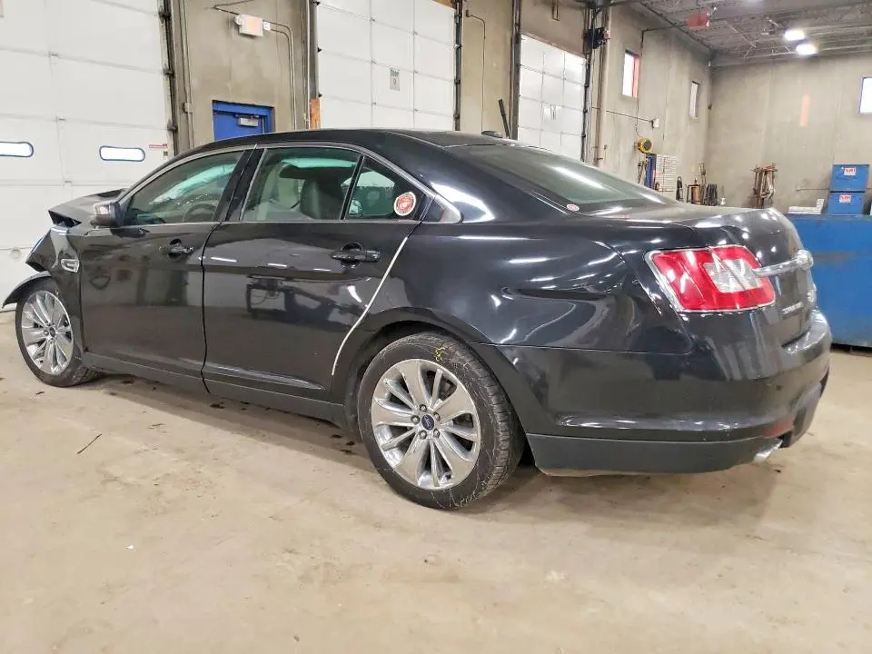 2012 FORD TAURUS LIMITED  