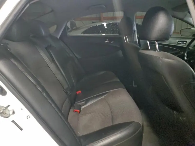 2012 HYUNDAI SONATA SE  