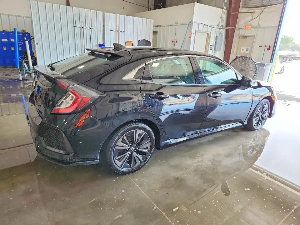 2018 HONDA CIVIC EX  