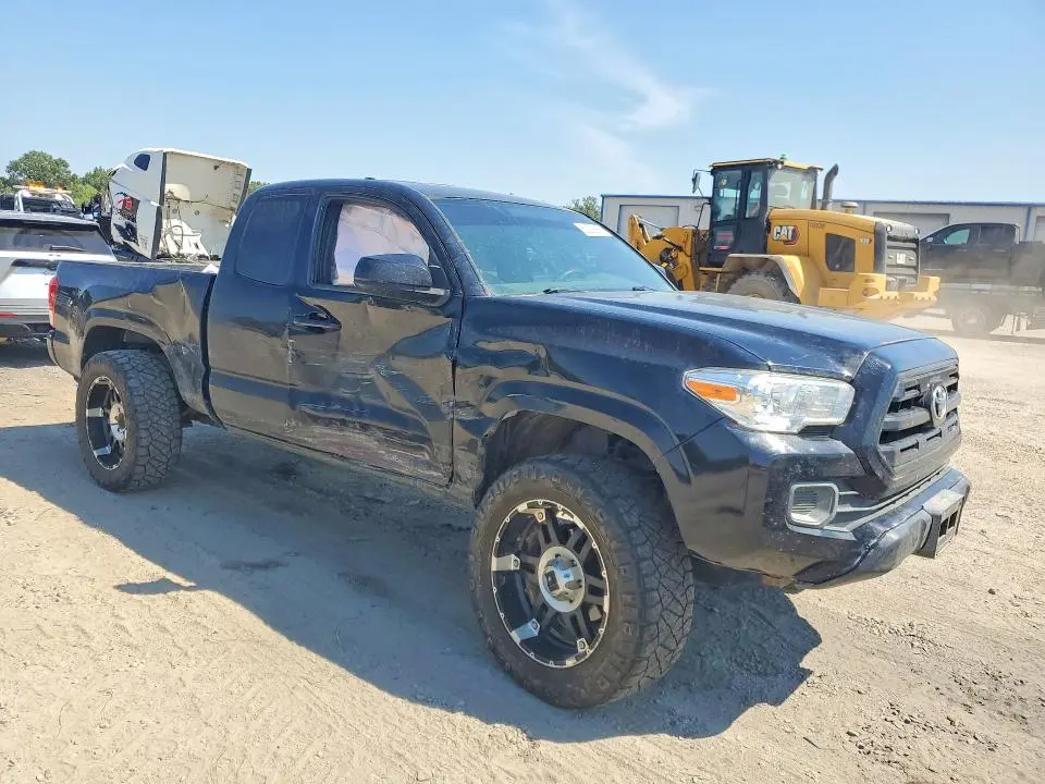 2017 TOYOTA TACOMA SR  