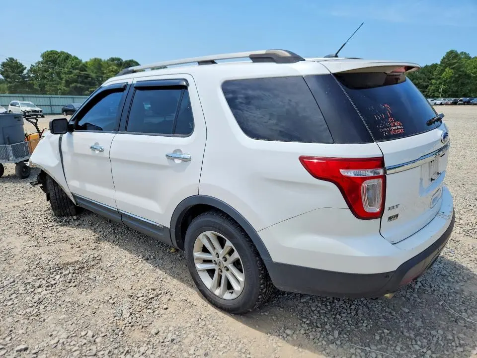 2011 FORD EXPLORER XLT  