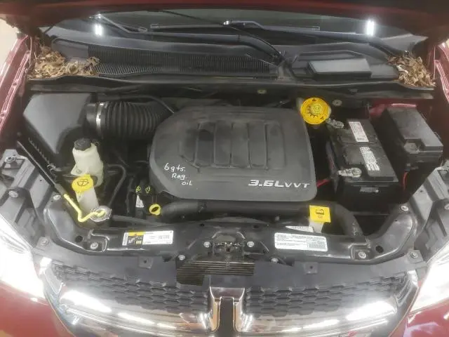 2016 DODGE GRAND CARAVAN SE  