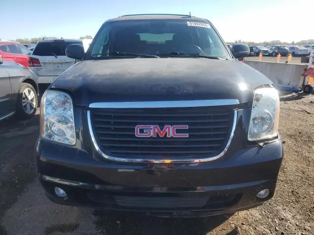 2013 GMC YUKON SLE  