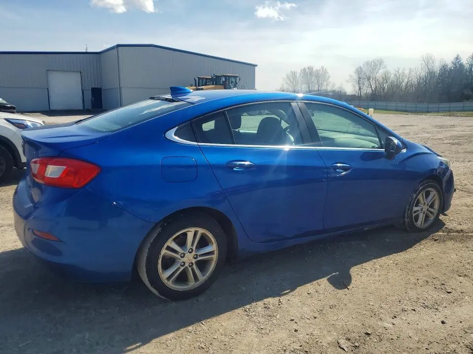 2016 CHEVROLET CRUZE LT  